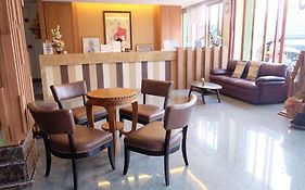 Dhotel Pattaya